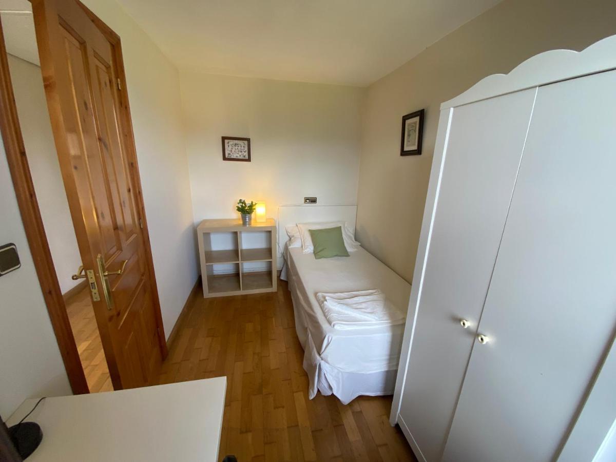 Villa Paraes Nava Eksteriør bilde